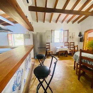 Puerto De Pollensa Villa: Mountain Retreat Near Apartment Port de Pollenca