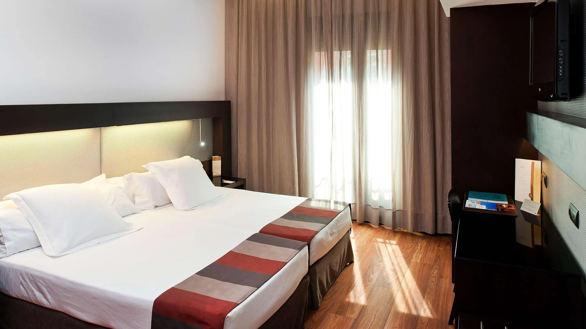 Hotel Catalonia Port Barcelona 4*,