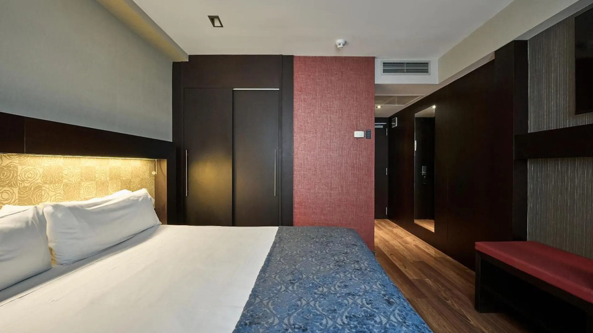Catalonia Port Hotel Barcelona 4*,